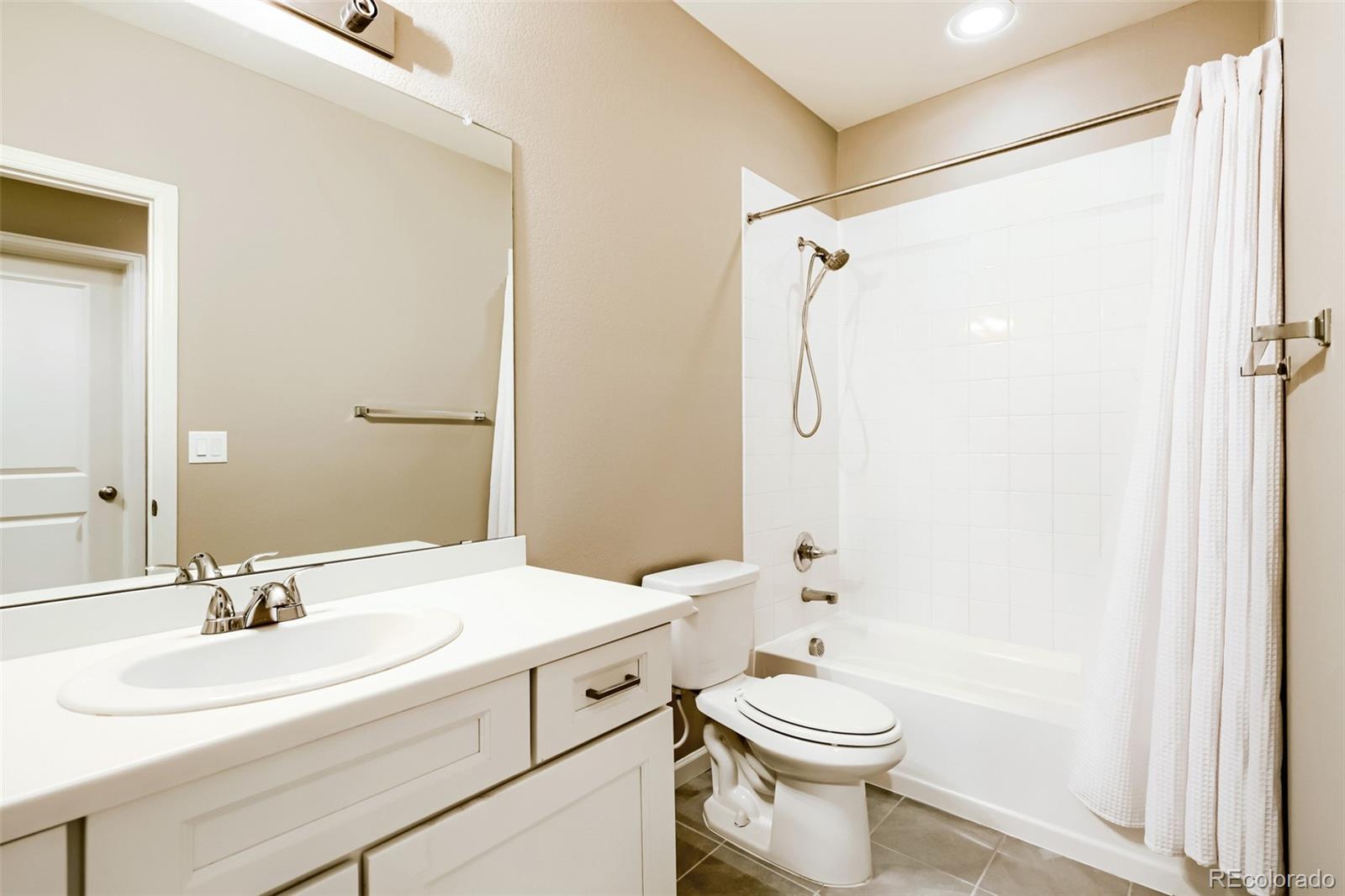 MLS Image #18 for 22107 e tufts drive,aurora, Colorado