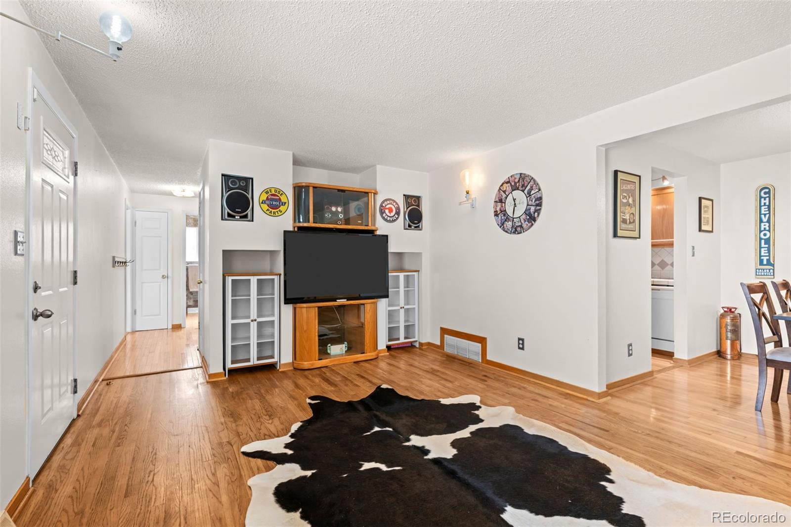 MLS Image #3 for 4503 s quitman street,denver, Colorado