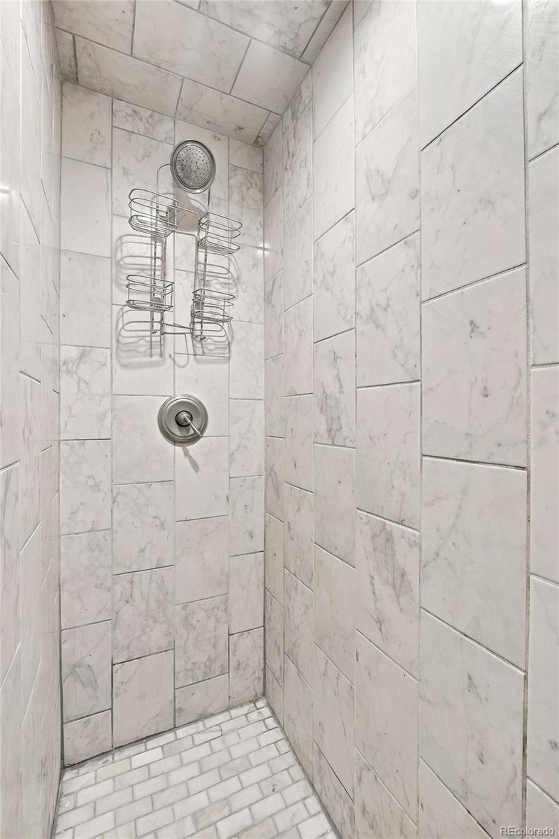 MLS Image #11 for 130 e highline circle 301,centennial, Colorado