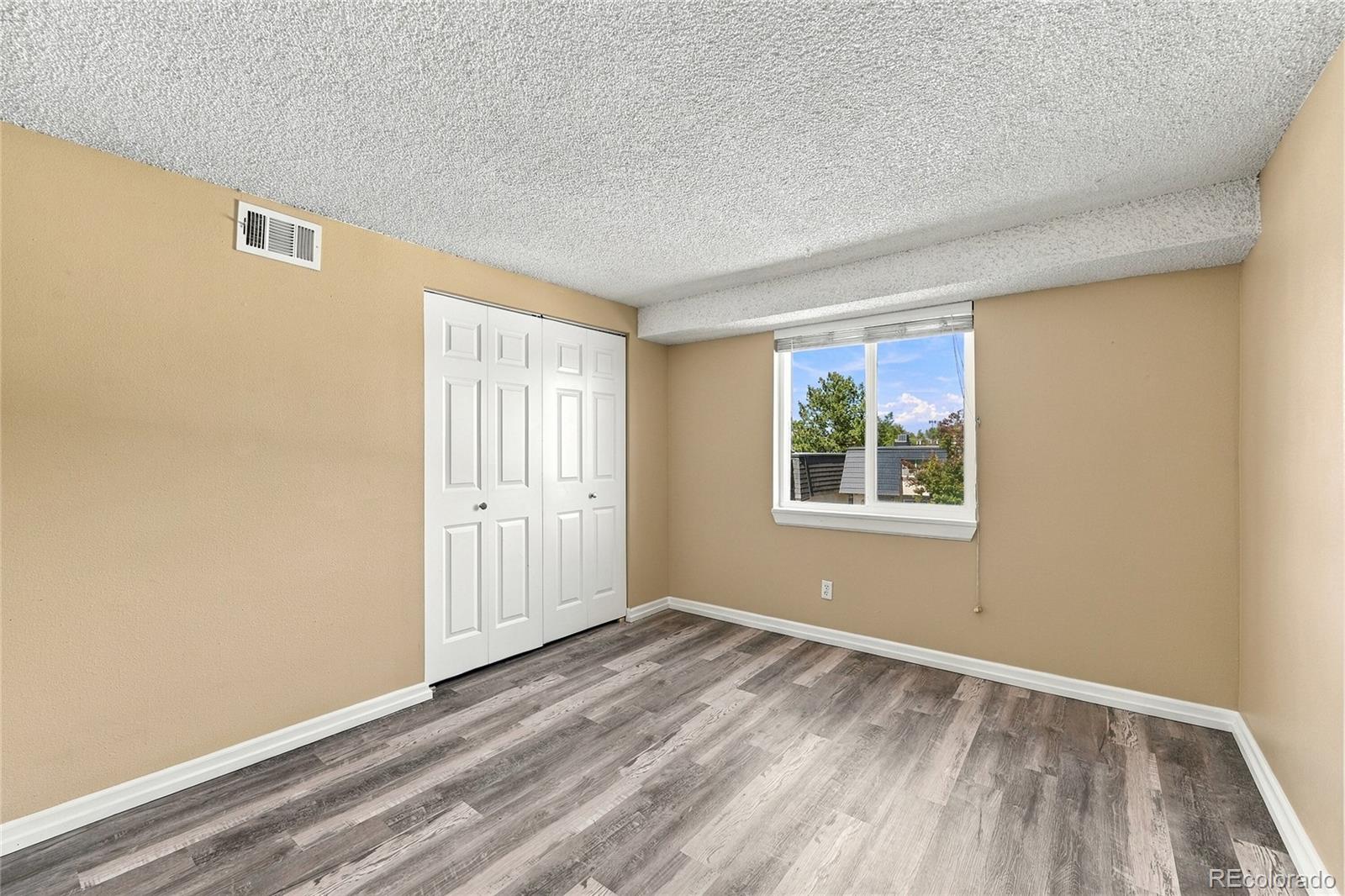 MLS Image #12 for 130 e highline circle 301,centennial, Colorado