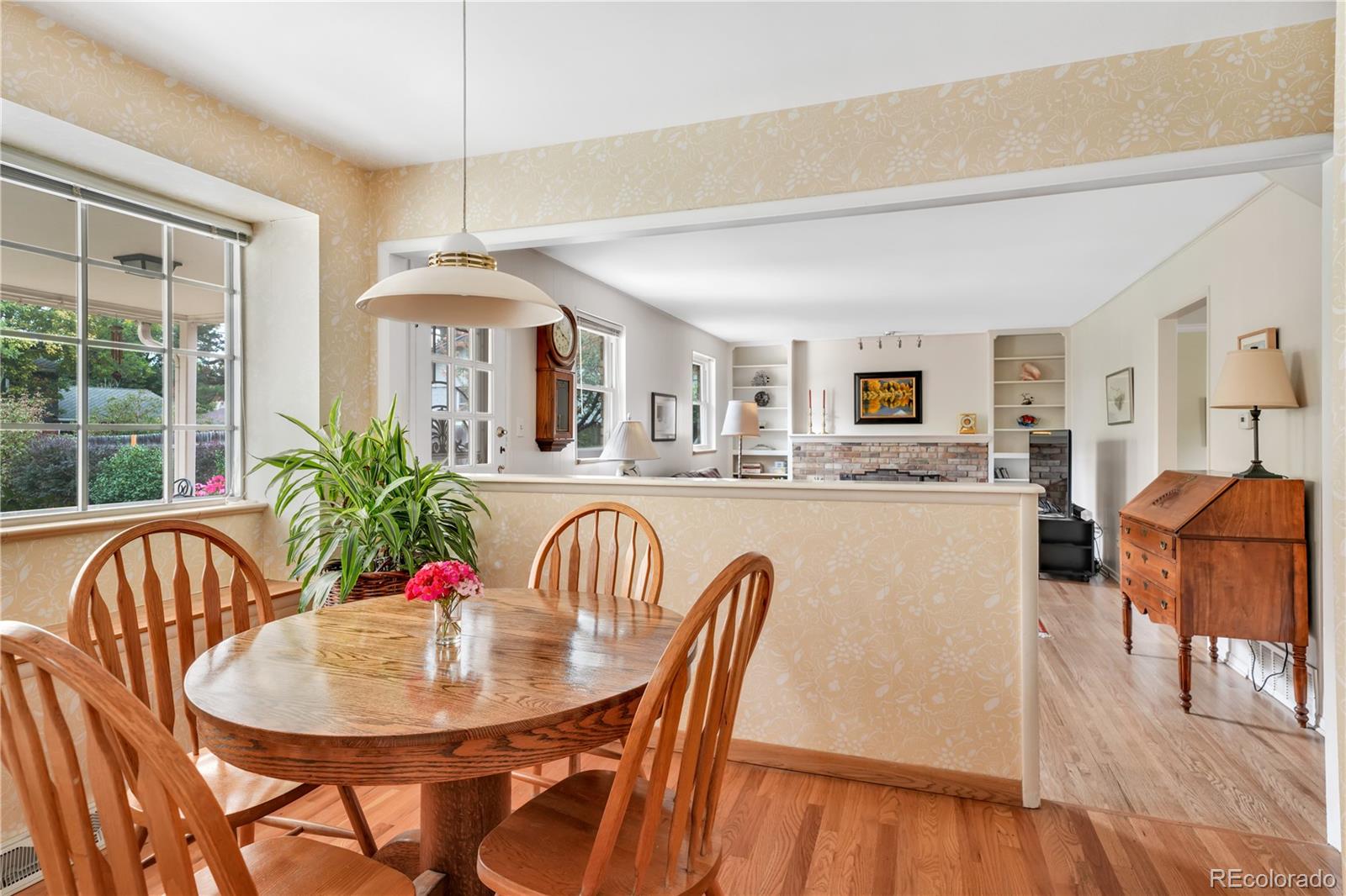 MLS Image #12 for 3244 s niagara street,denver, Colorado