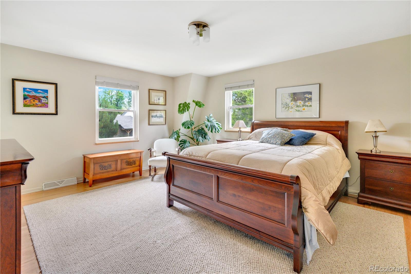 MLS Image #19 for 3244 s niagara street,denver, Colorado