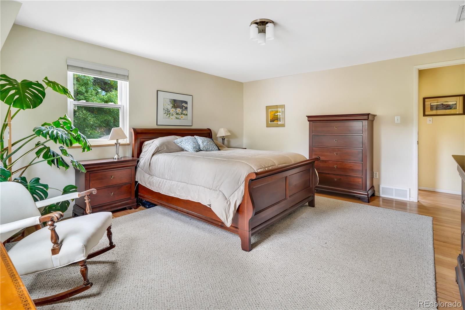 MLS Image #20 for 3244 s niagara street,denver, Colorado