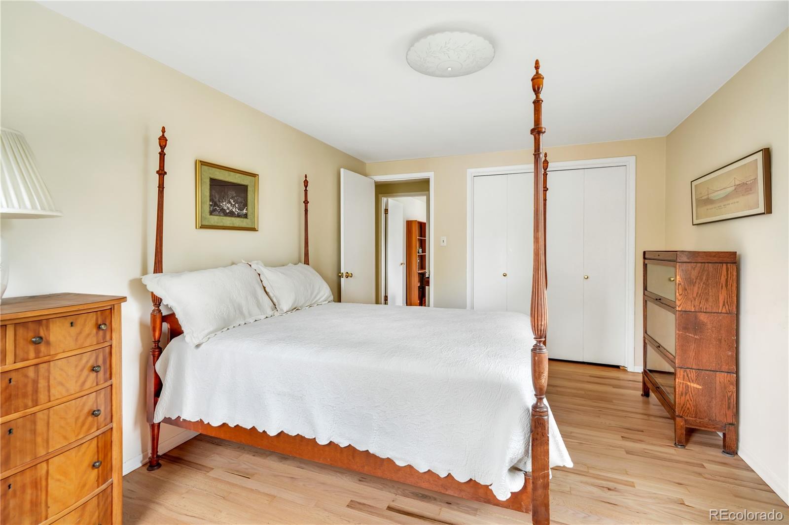 MLS Image #23 for 3244 s niagara street,denver, Colorado