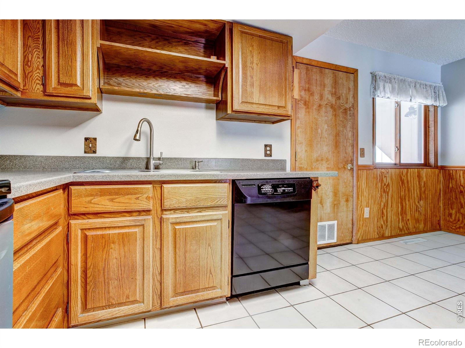 MLS Image #15 for 1069  morgan street,estes park, Colorado