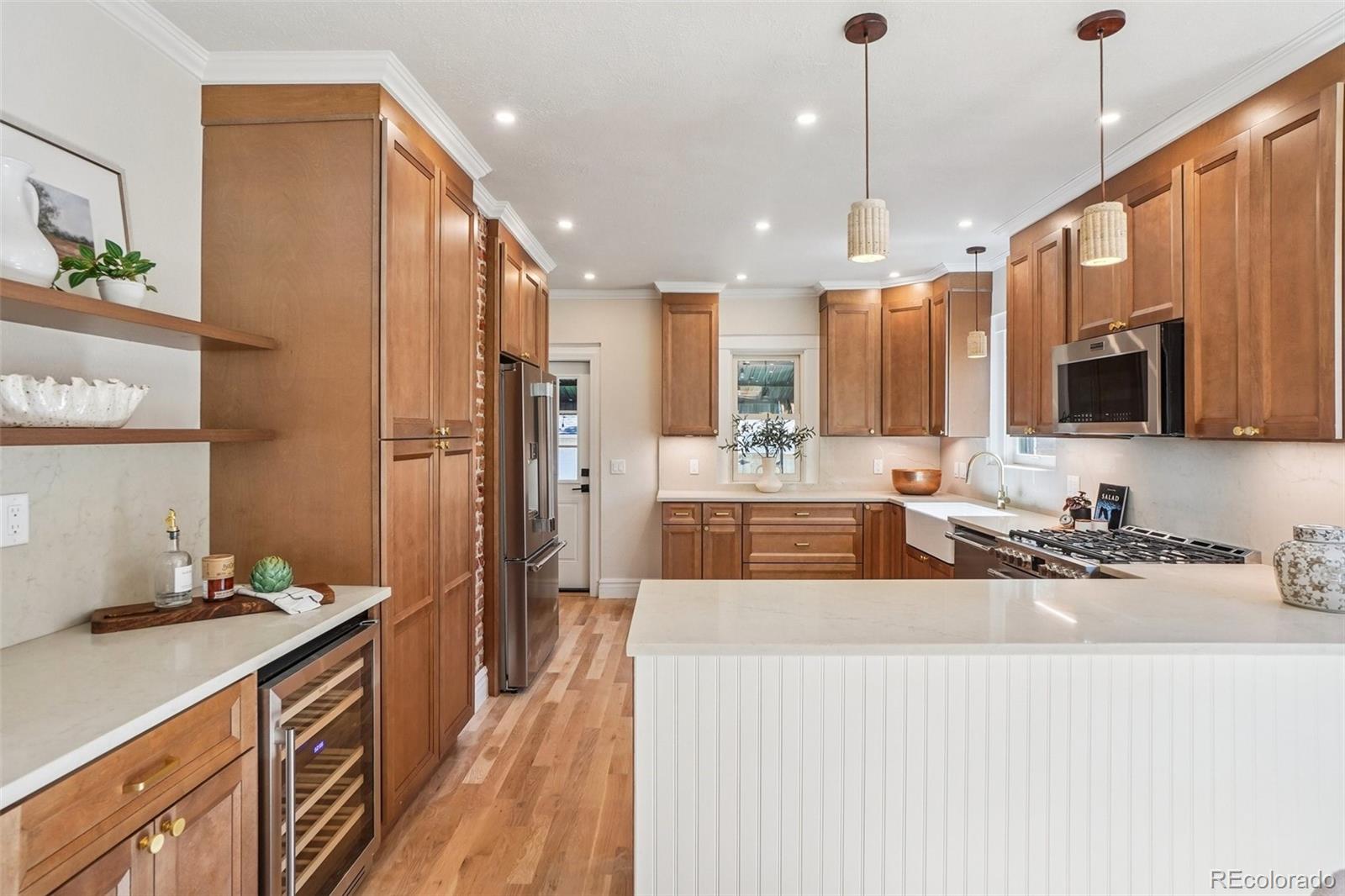 MLS Image #11 for 1650 s lincoln street,denver, Colorado