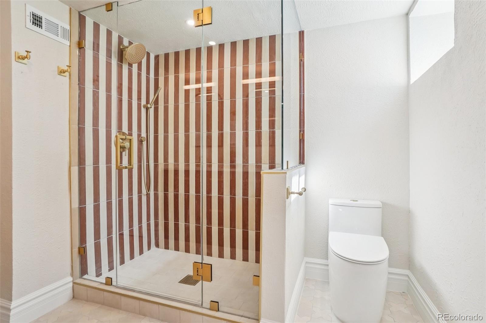 MLS Image #34 for 1650 s lincoln street,denver, Colorado