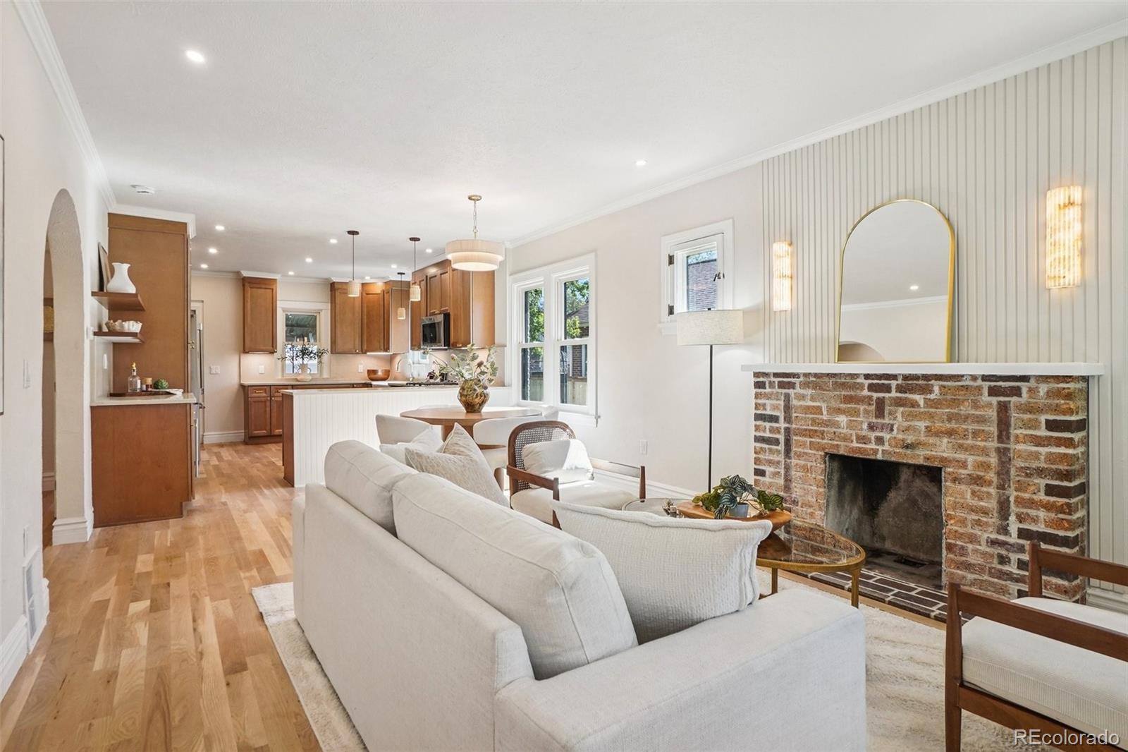 MLS Image #7 for 1650 s lincoln street,denver, Colorado
