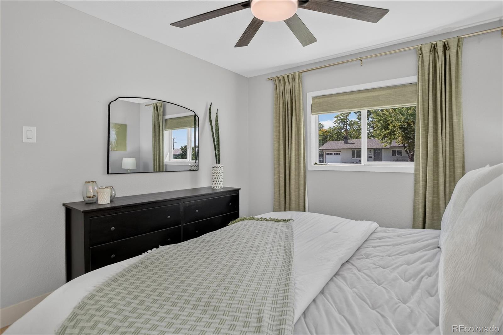 MLS Image #16 for 1932 s michigan way,denver, Colorado