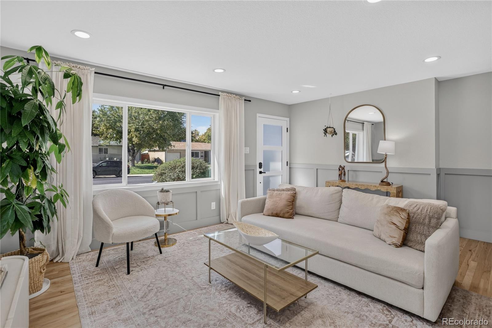 MLS Image #3 for 1932 s michigan way,denver, Colorado