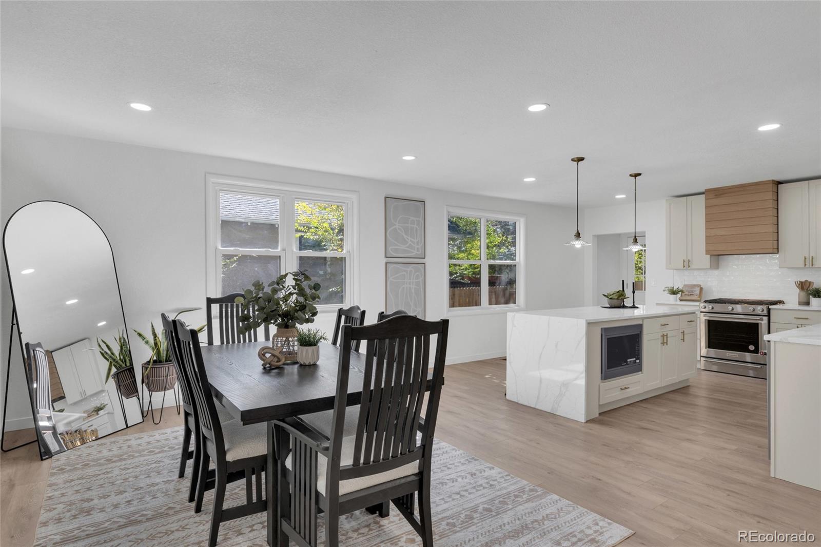 MLS Image #12 for 2055 s williams street,denver, Colorado