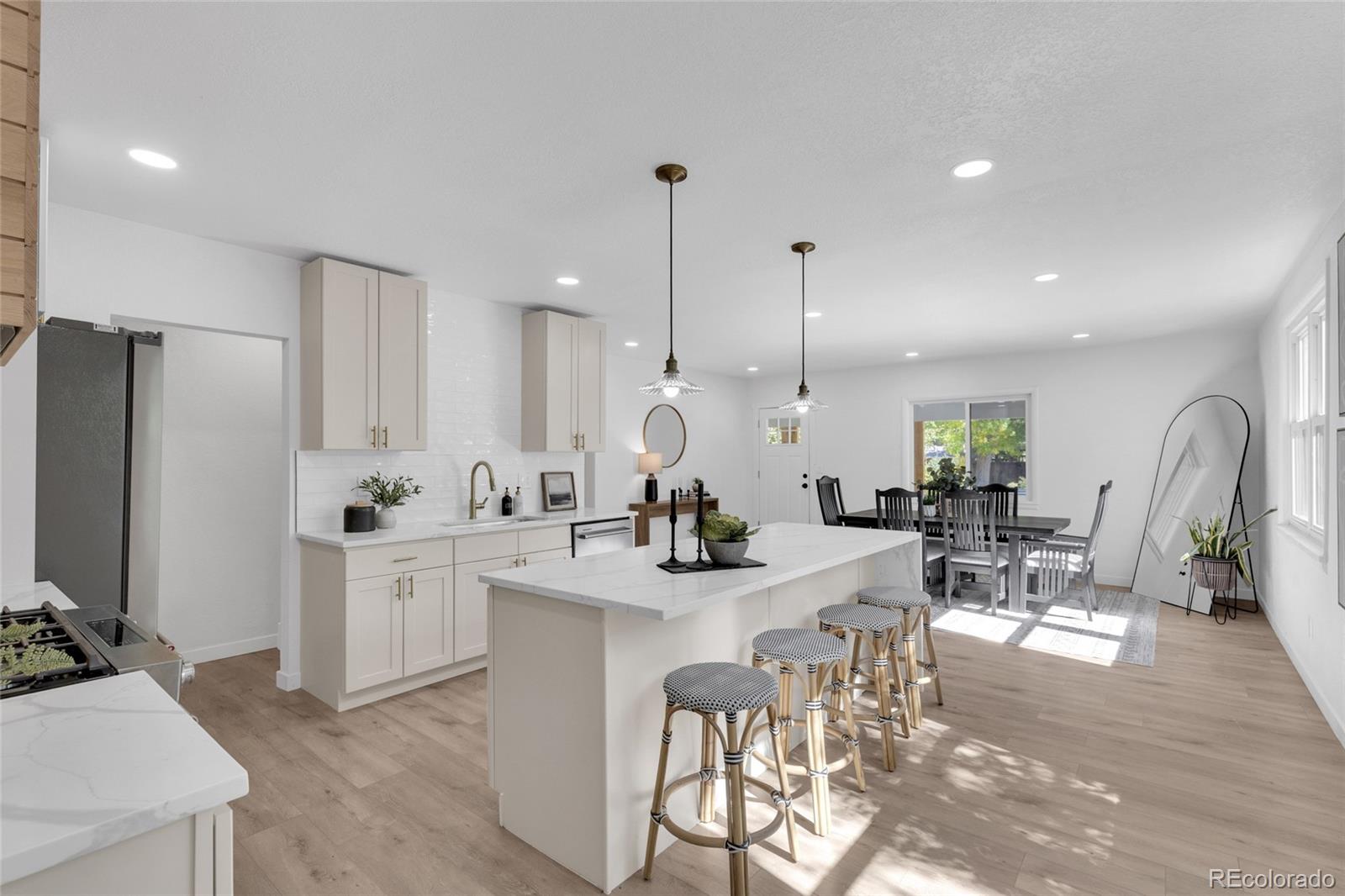 MLS Image #6 for 2055 s williams street,denver, Colorado