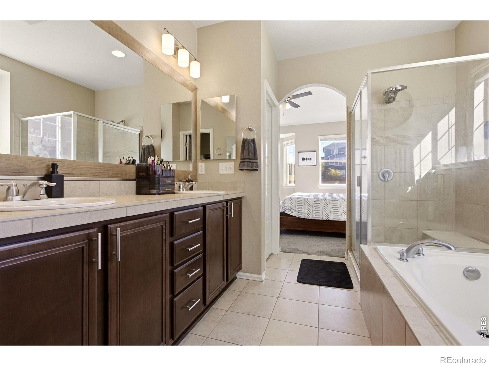 MLS Image #10 for 22575 e union circle,aurora, Colorado