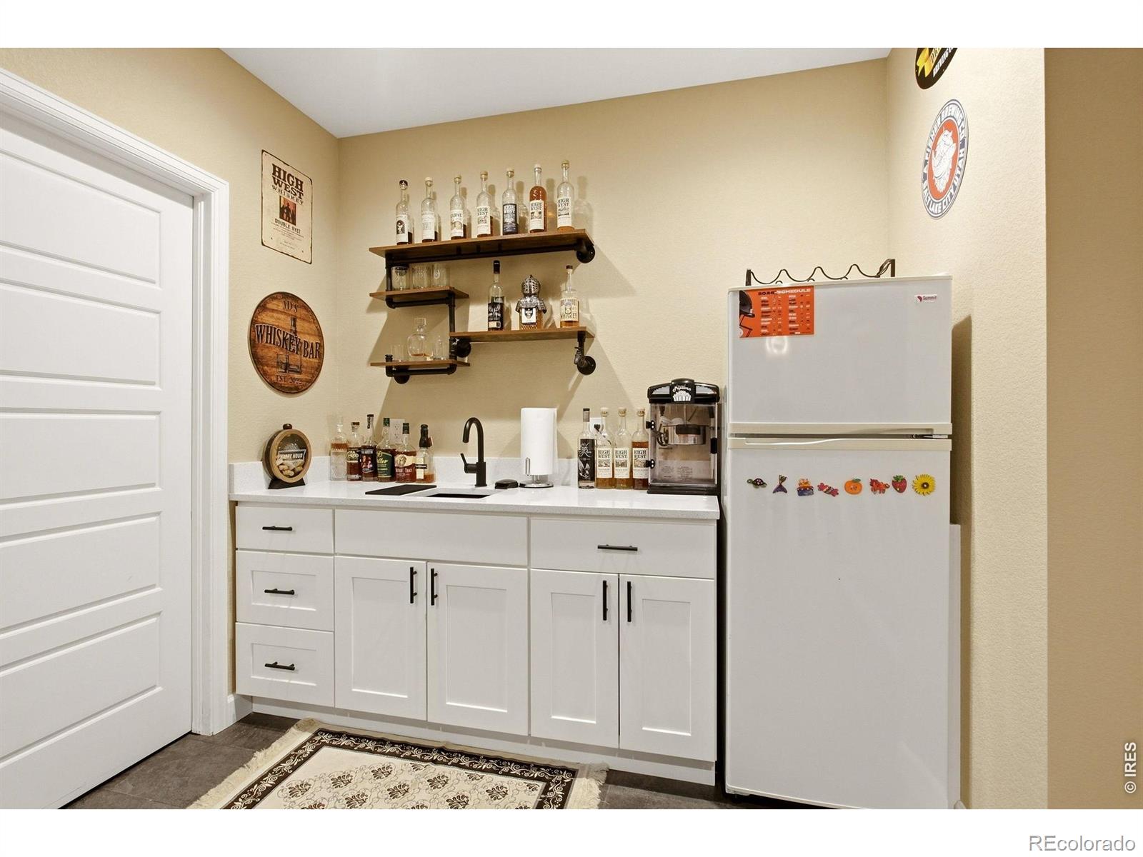 MLS Image #17 for 22575 e union circle,aurora, Colorado