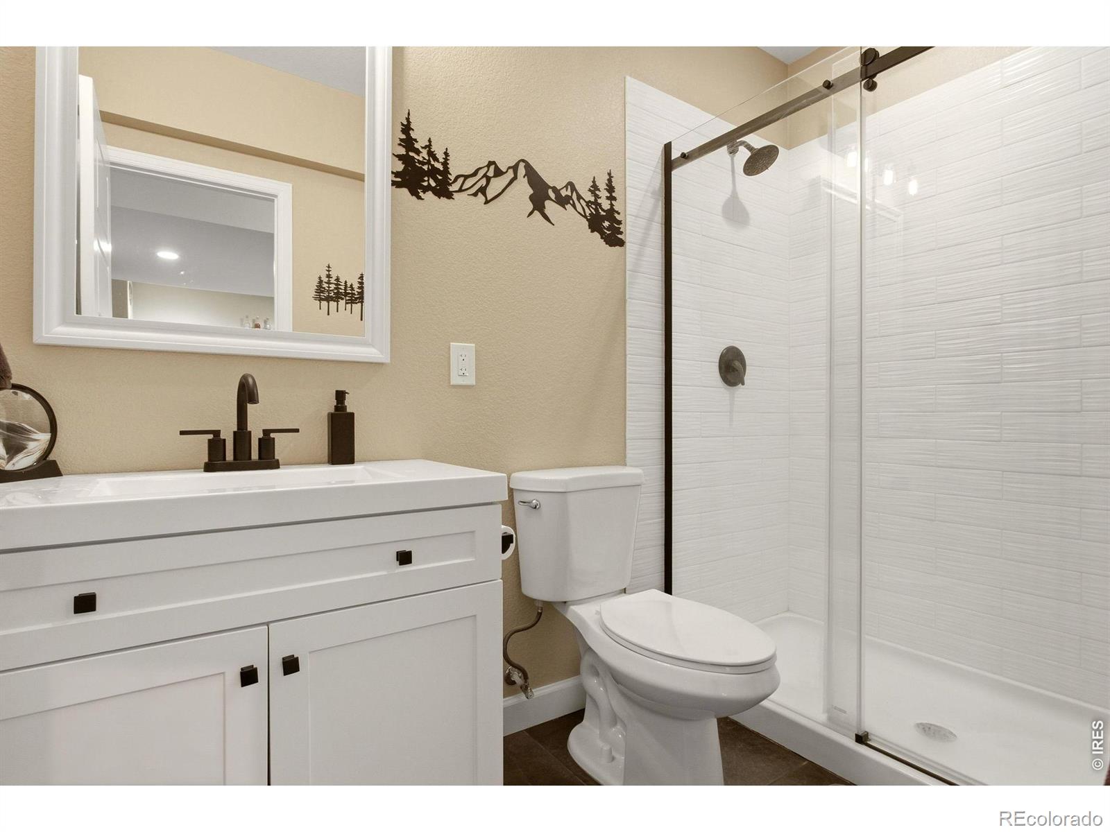 MLS Image #18 for 22575 e union circle,aurora, Colorado