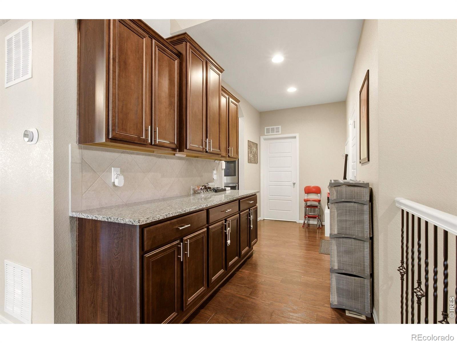 MLS Image #8 for 22575 e union circle,aurora, Colorado