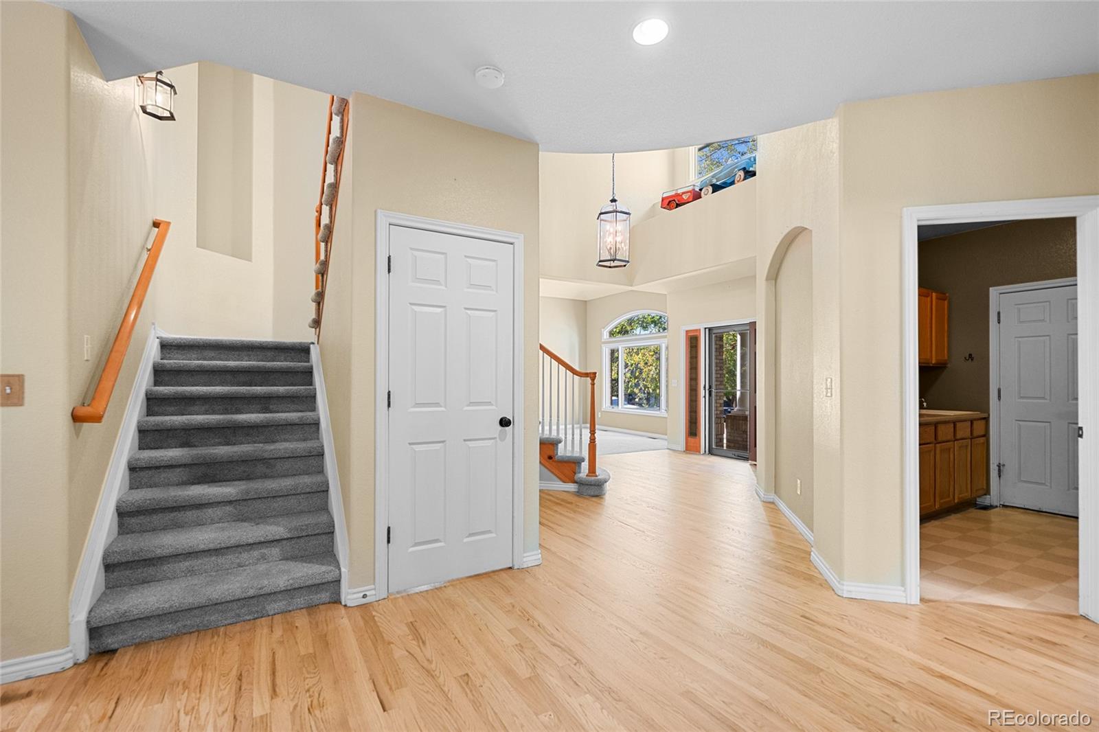 MLS Image #8 for 6494 s routt street,littleton, Colorado