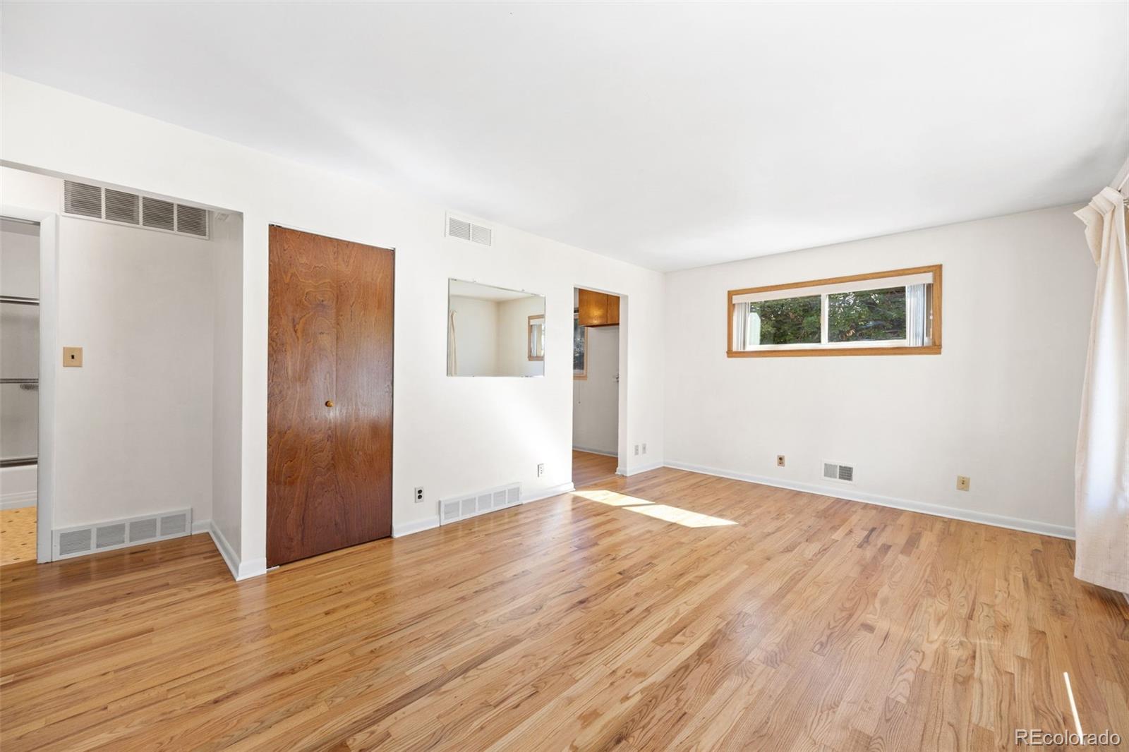 MLS Image #12 for 10460  emerson street,northglenn, Colorado
