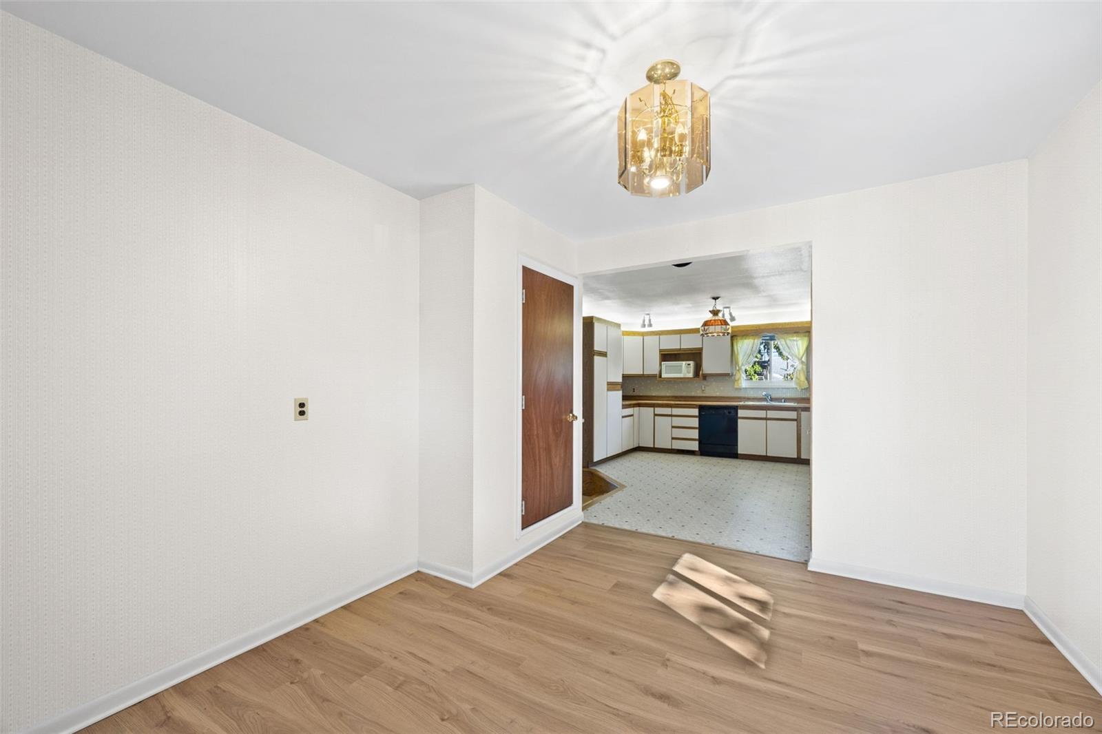MLS Image #4 for 10460  emerson street,northglenn, Colorado