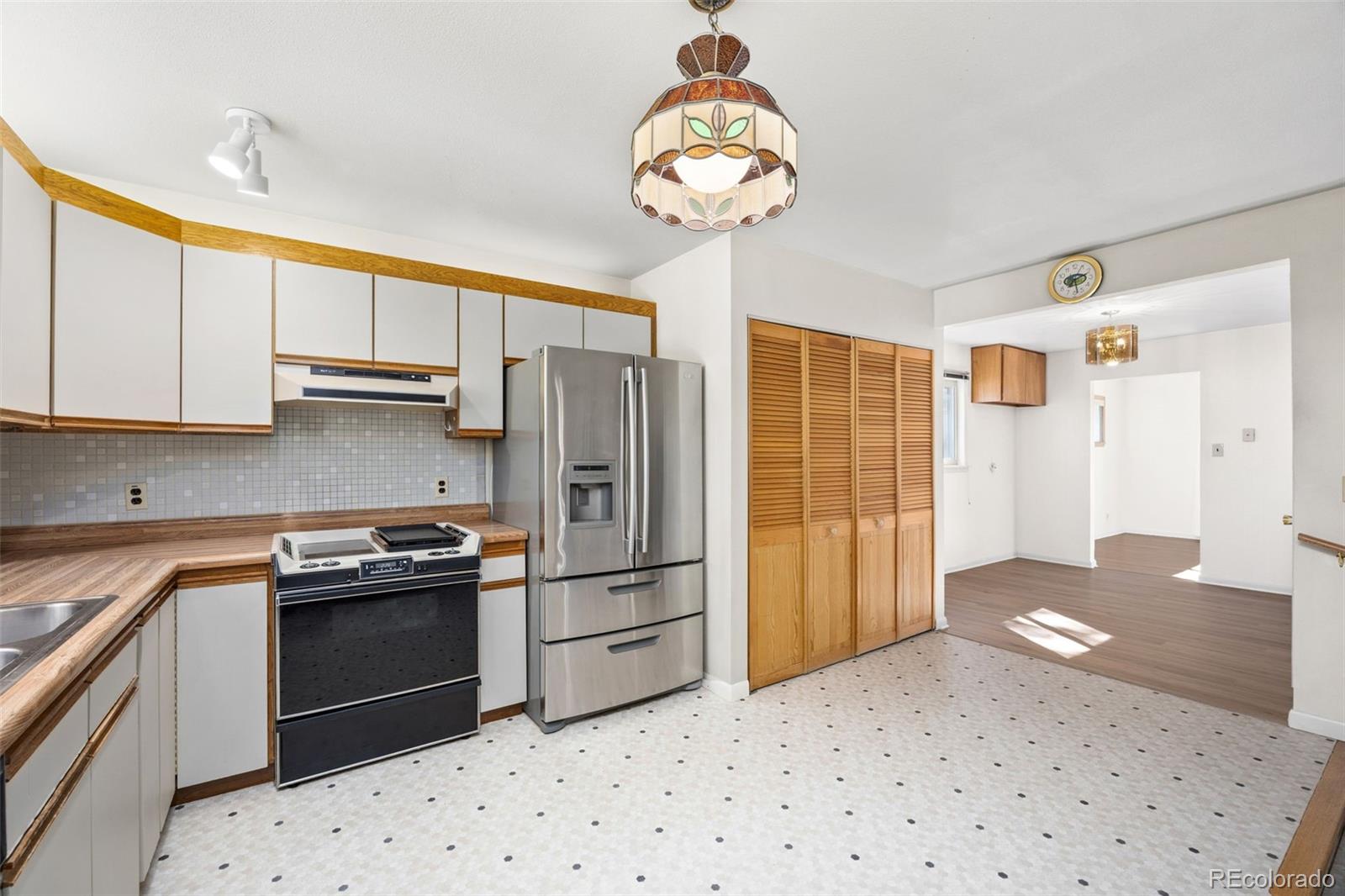 MLS Image #9 for 10460  emerson street,northglenn, Colorado