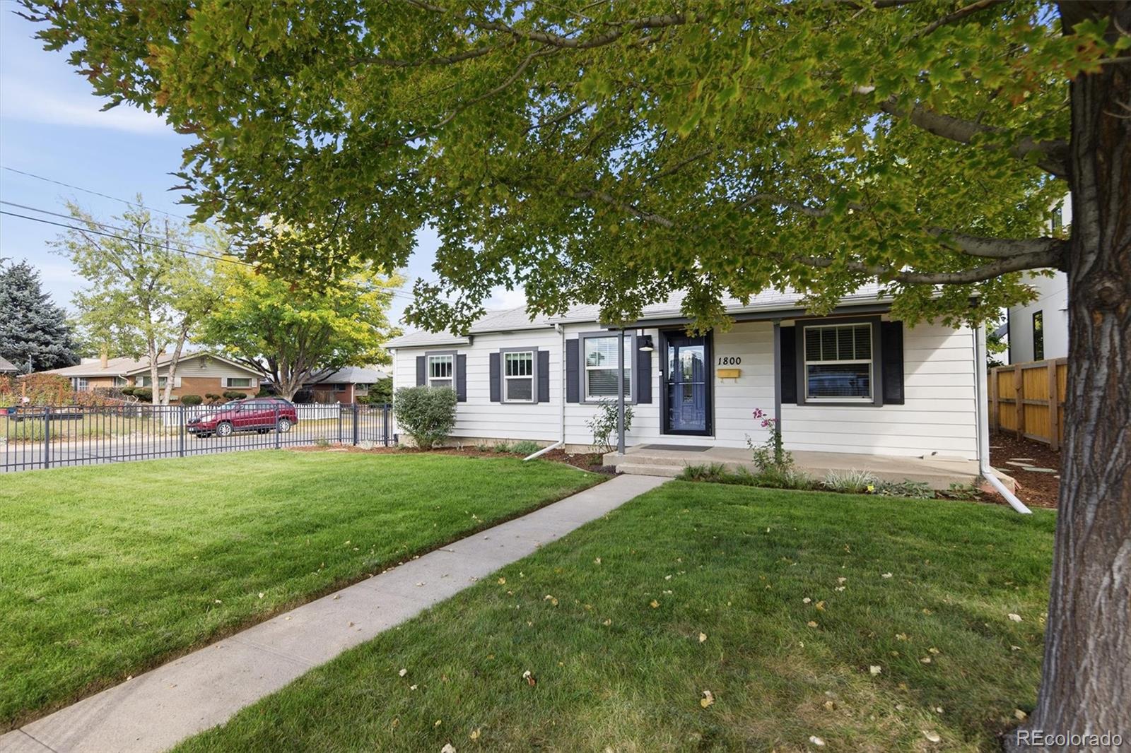 MLS Image #3 for 1800 s steele street,denver, Colorado