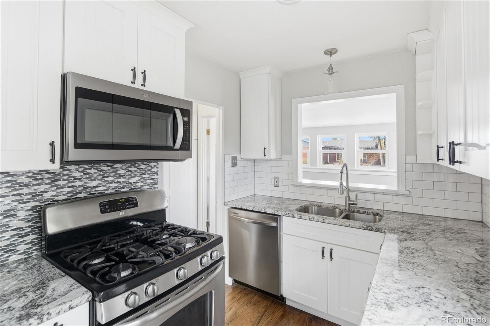 MLS Image #4 for 1800 s steele street,denver, Colorado