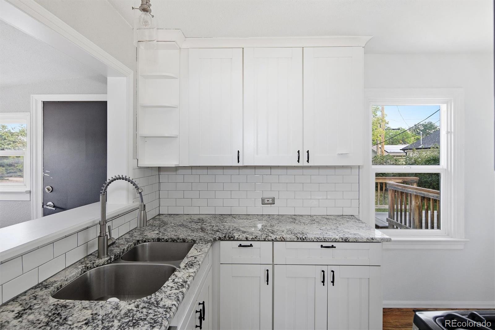 MLS Image #6 for 1800 s steele street,denver, Colorado