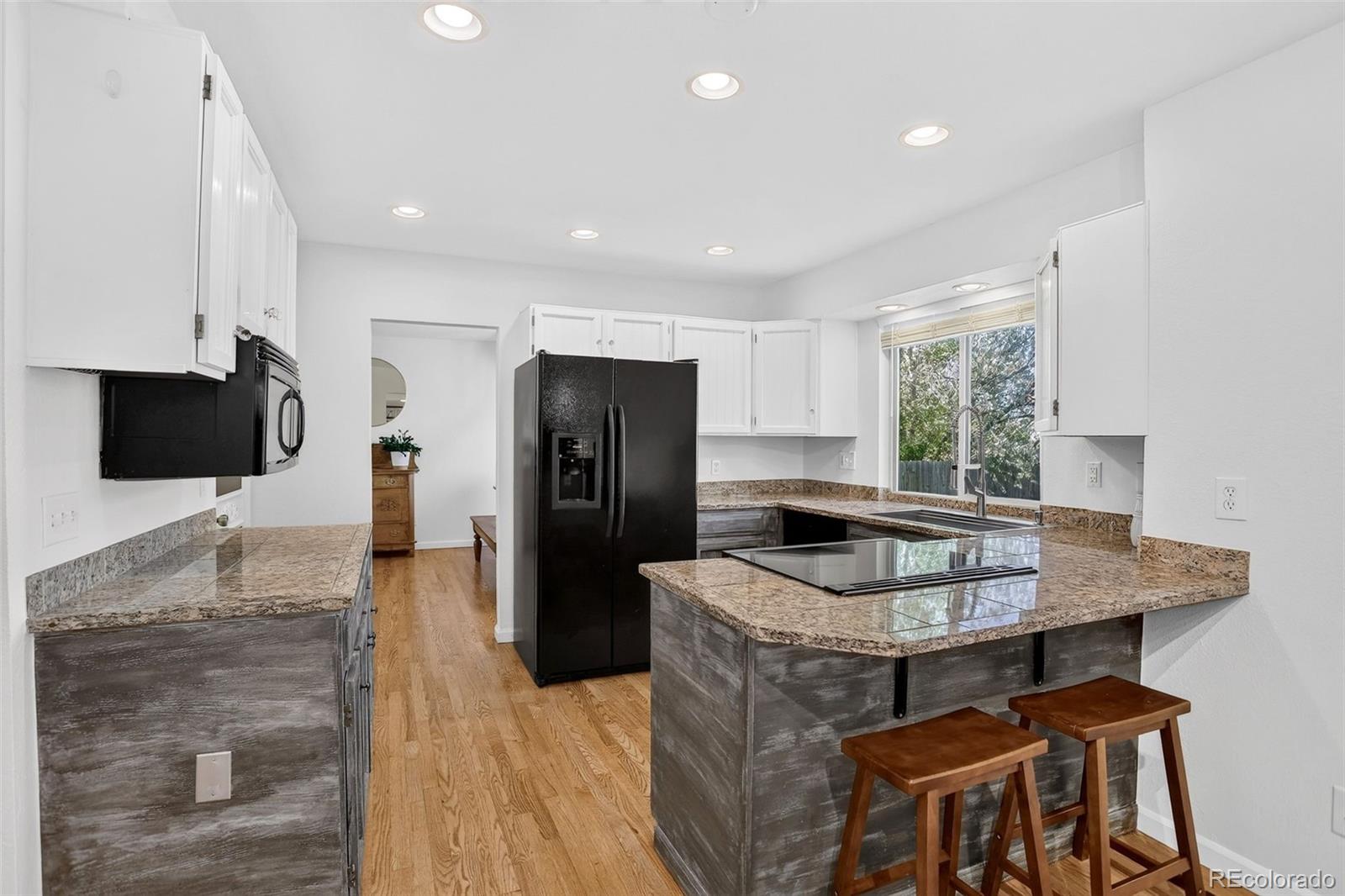 MLS Image #14 for 5439 s waco street,centennial, Colorado