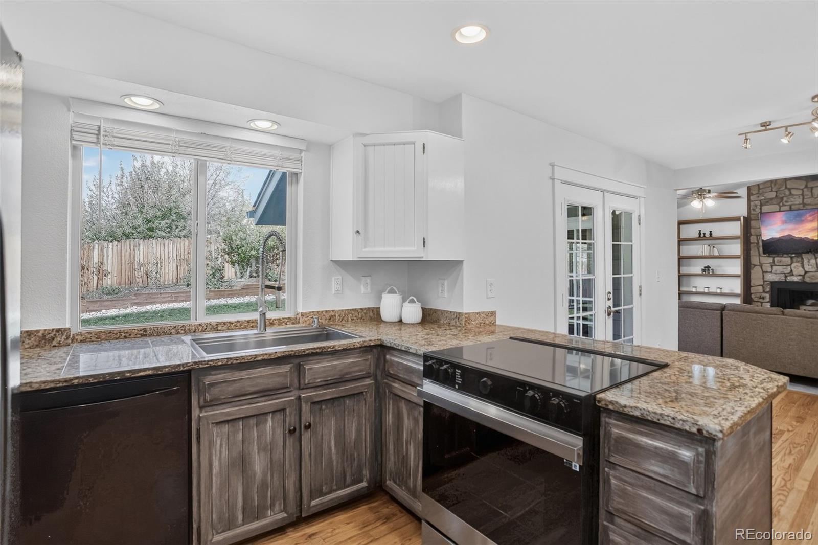 MLS Image #16 for 5439 s waco street,centennial, Colorado
