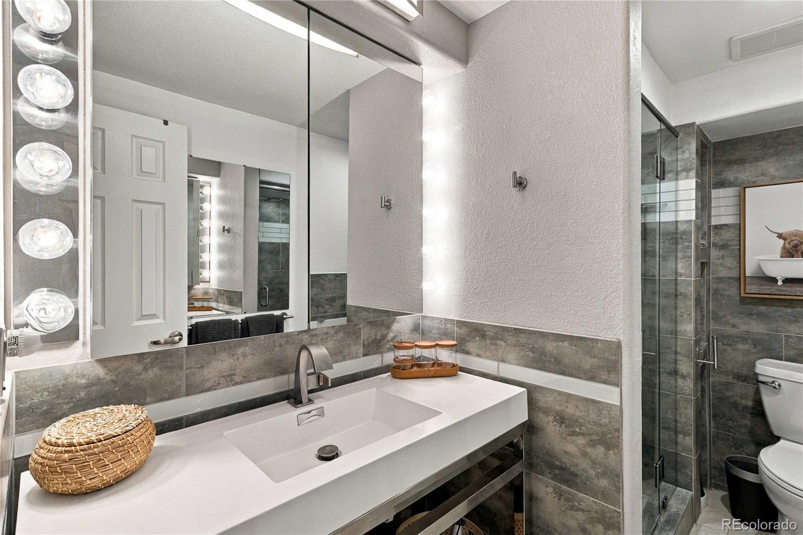 MLS Image #14 for 1833 n williams street 108,denver, Colorado
