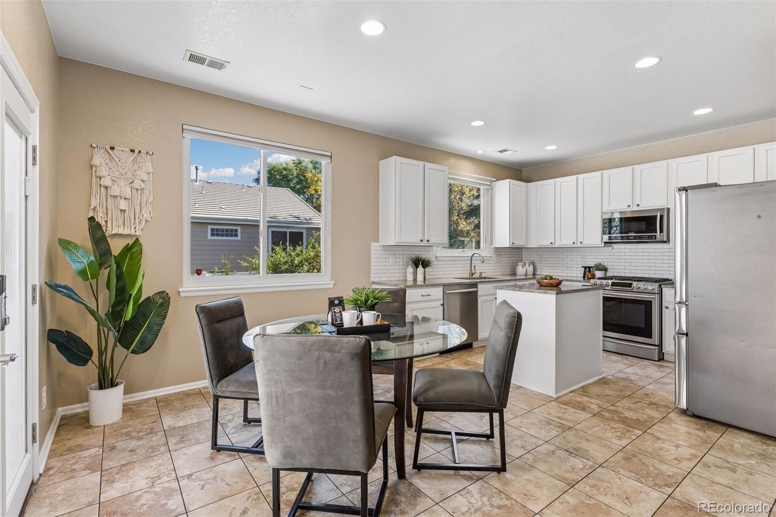 MLS Image #8 for 1206 s flat rock circle,aurora, Colorado