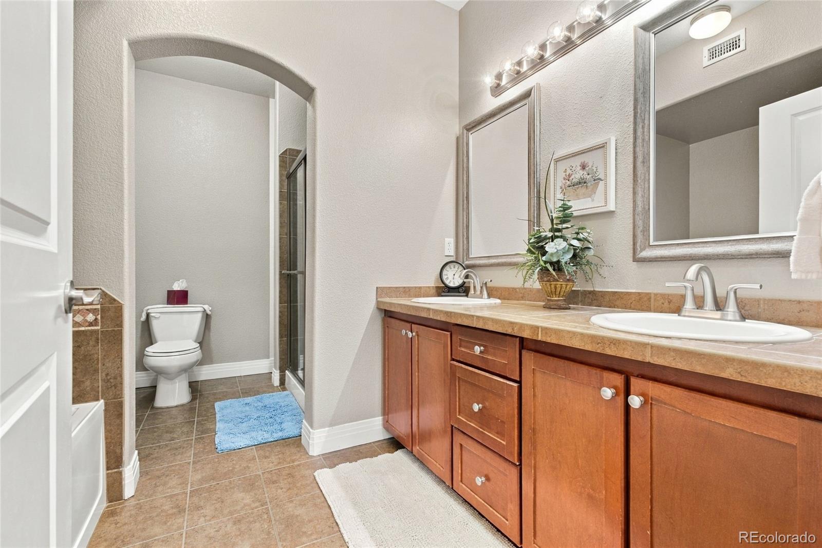MLS Image #23 for 9019 e panorama circle d207,englewood, Colorado