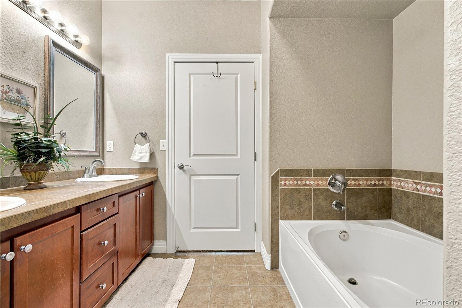MLS Image #24 for 9019 e panorama circle d207,englewood, Colorado