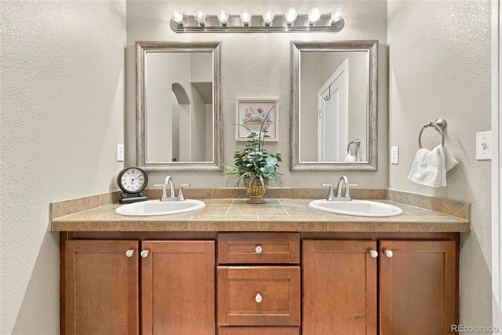 MLS Image #26 for 9019 e panorama circle d207,englewood, Colorado