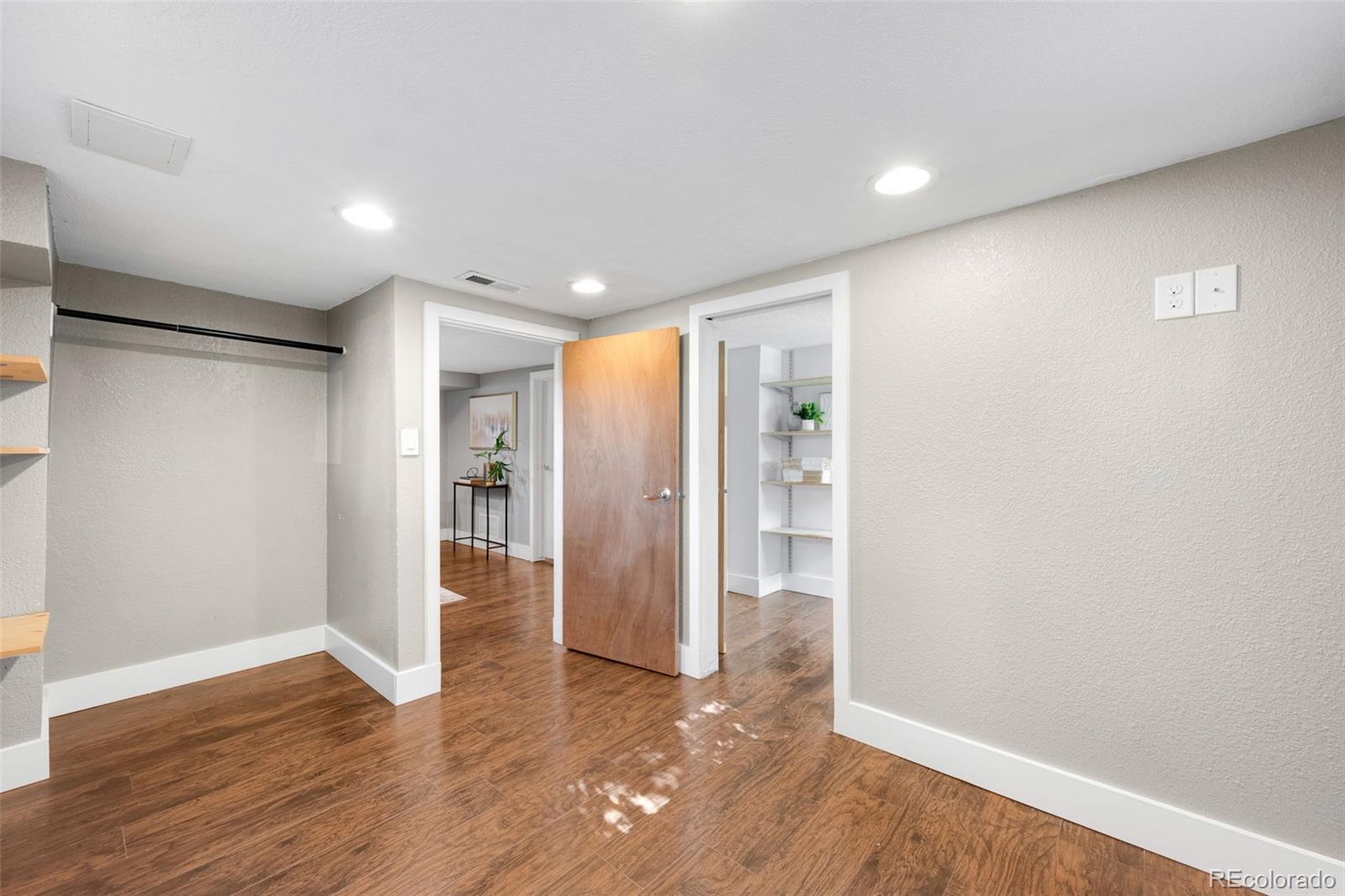 MLS Image #18 for 2760 s pennsylvania street,englewood, Colorado