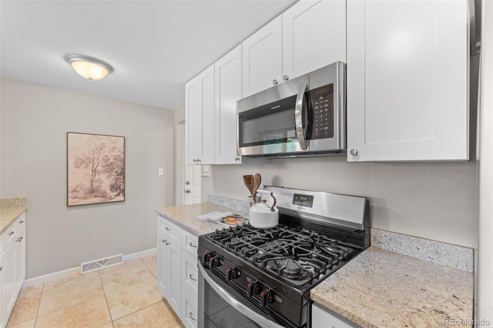 MLS Image #14 for 6180  hoyt street,arvada, Colorado