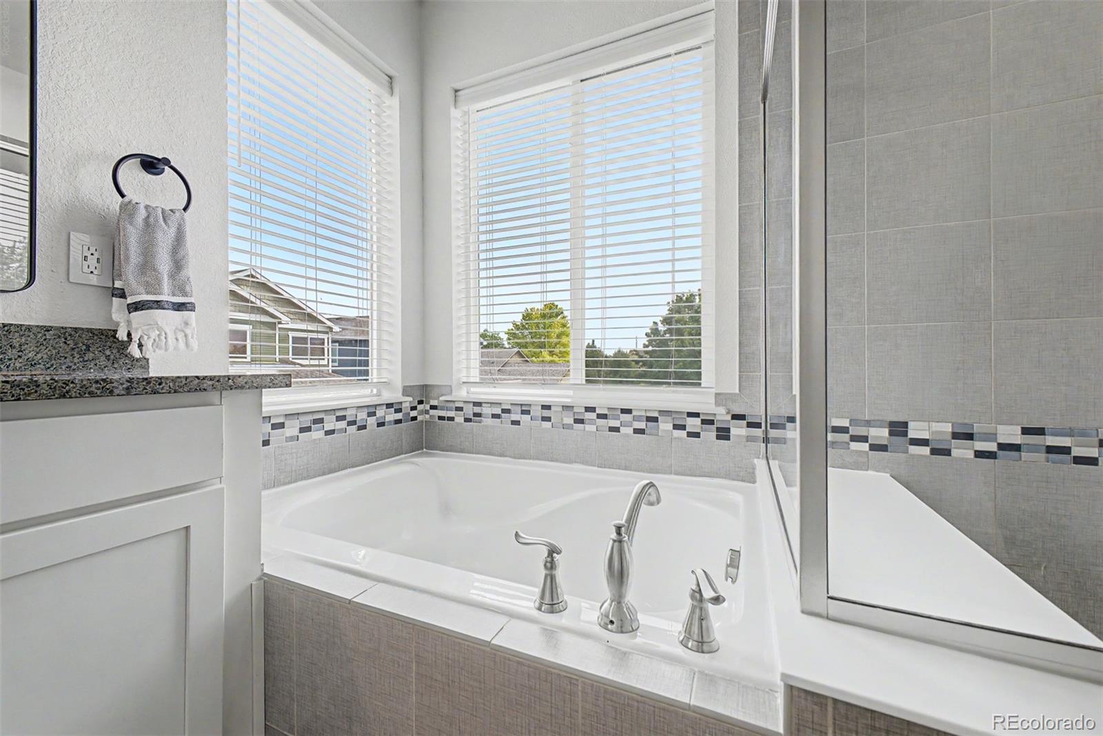 MLS Image #17 for 1424  bluemoon drive,longmont, Colorado
