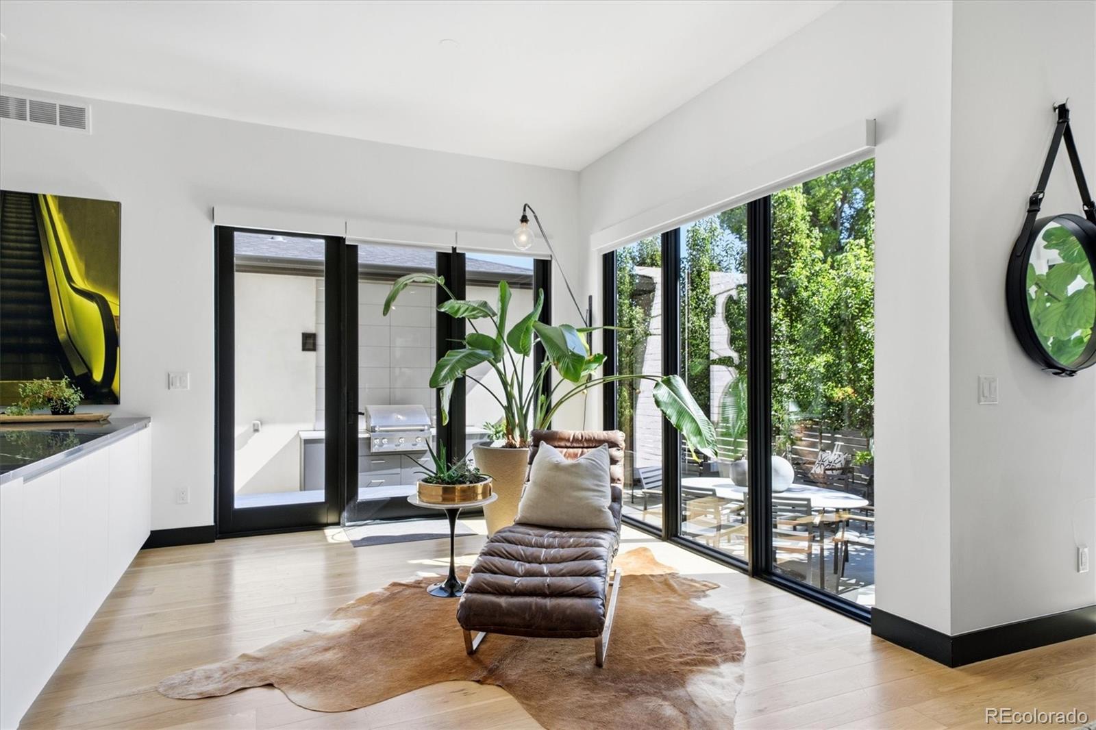 MLS Image #13 for 2110 s cook street,denver, Colorado