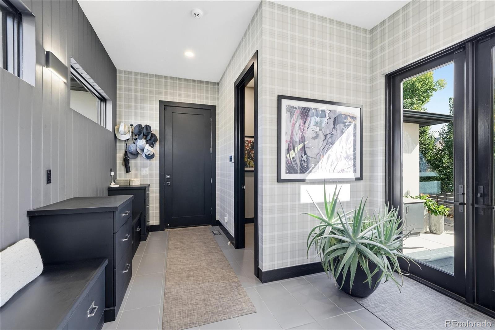 MLS Image #17 for 2110 s cook street,denver, Colorado