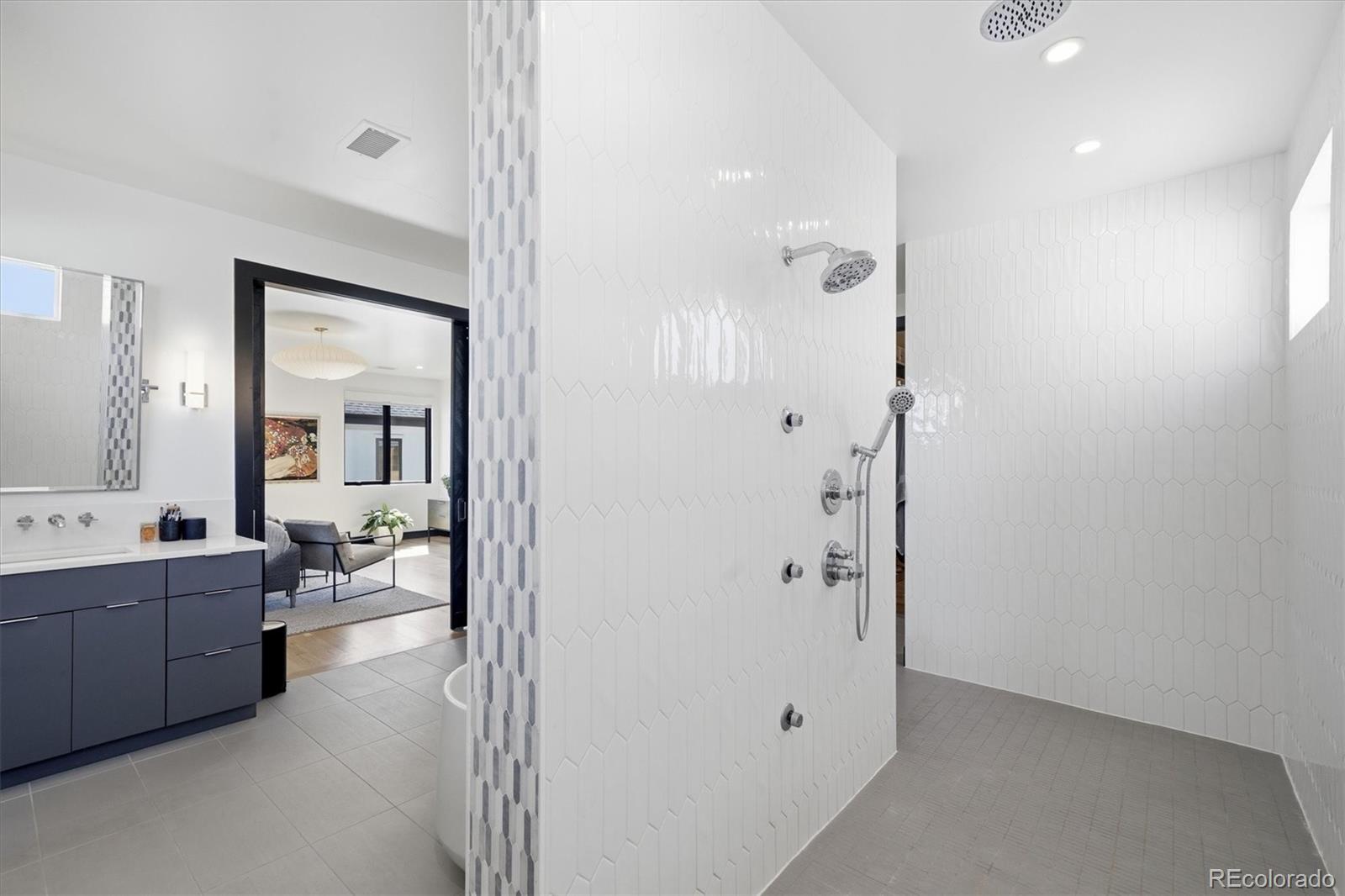 MLS Image #28 for 2110 s cook street,denver, Colorado