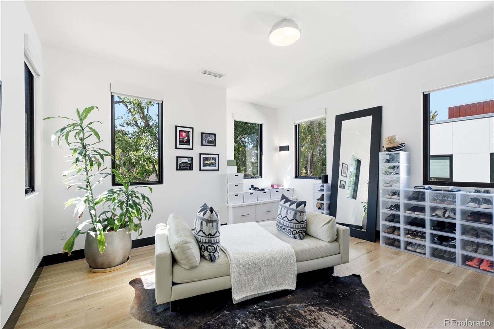 MLS Image #34 for 2110 s cook street,denver, Colorado