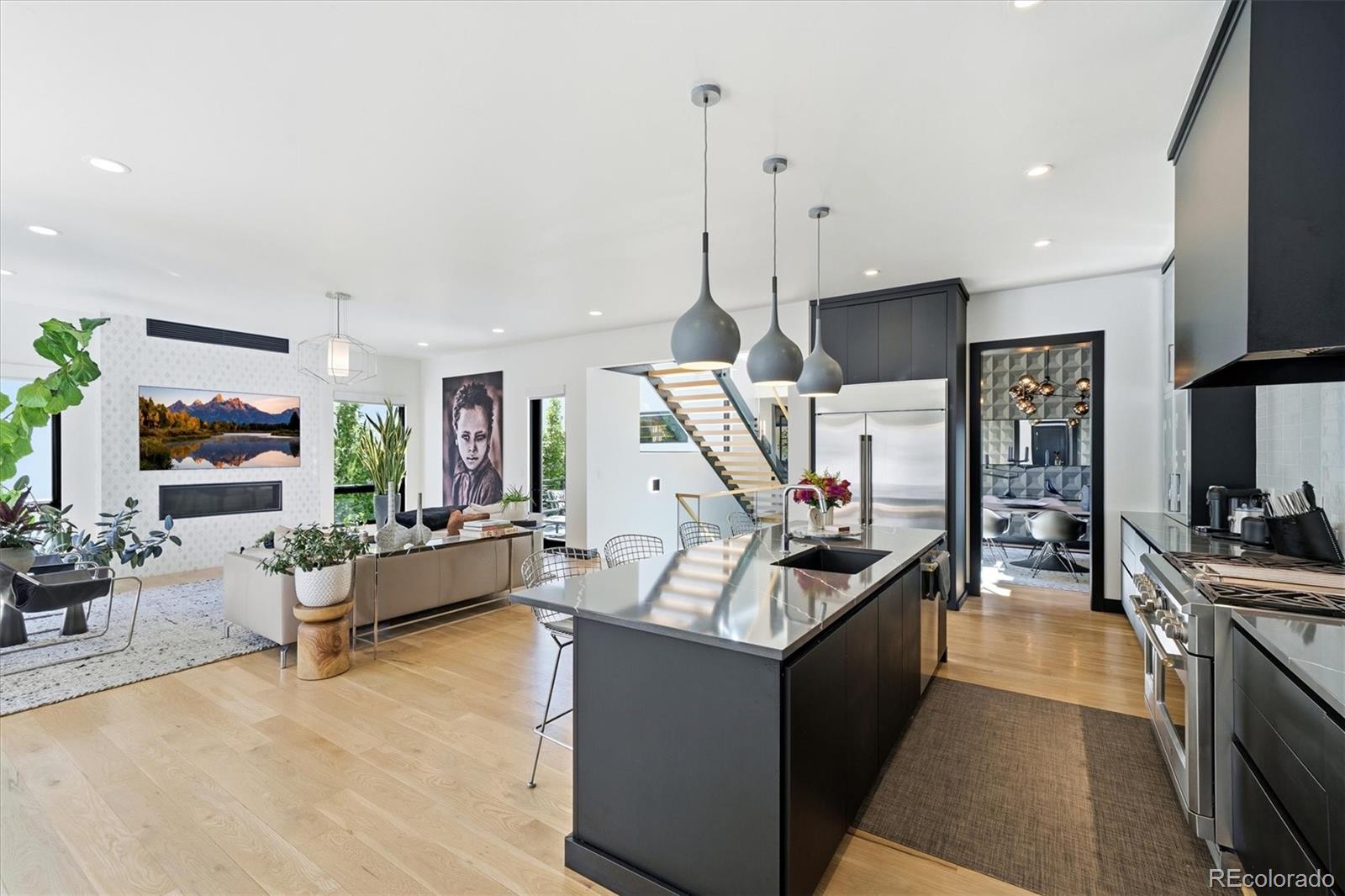 MLS Image #9 for 2110 s cook street,denver, Colorado