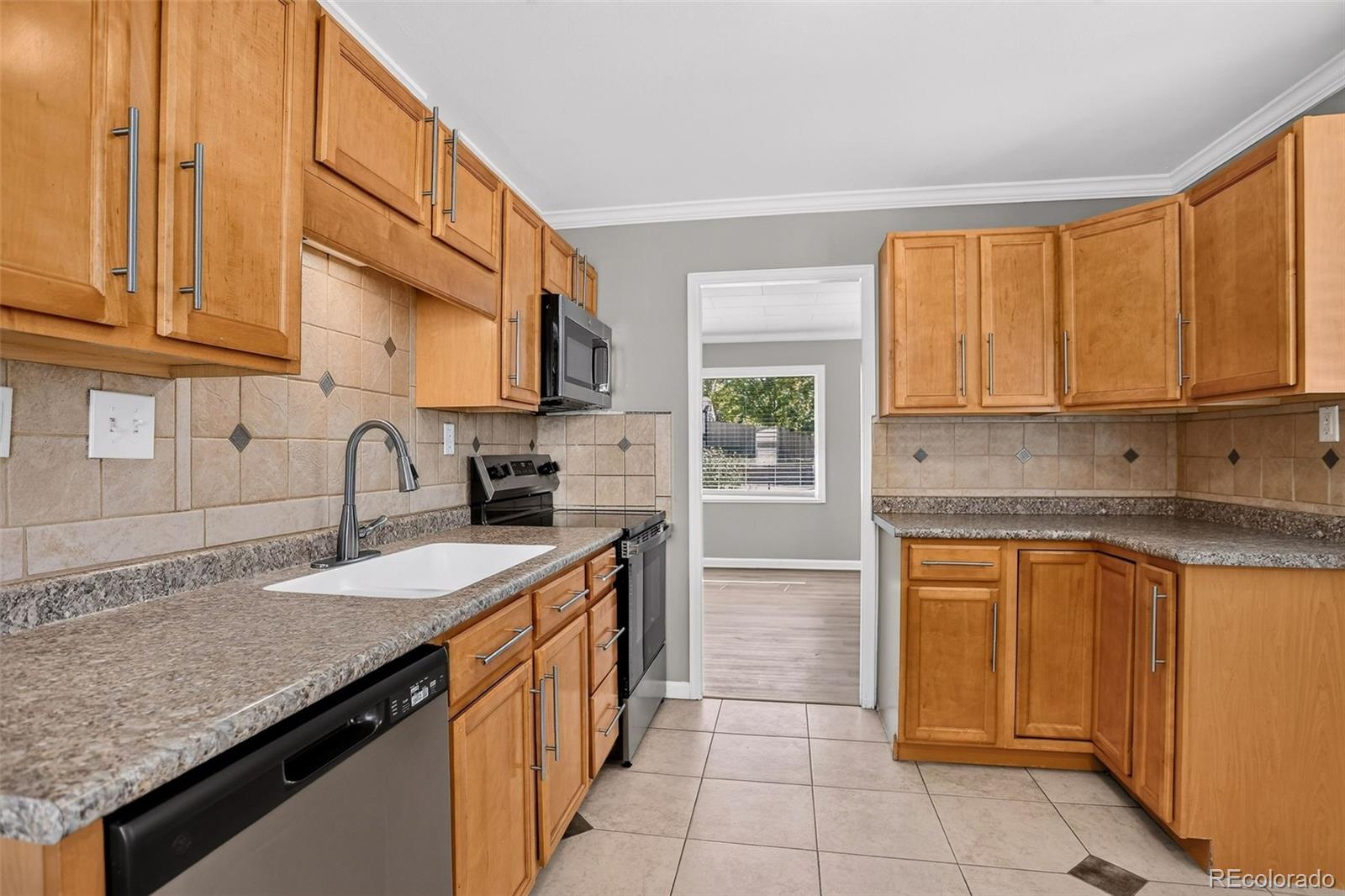MLS Image #12 for 5205 e 60th way,commerce city, Colorado