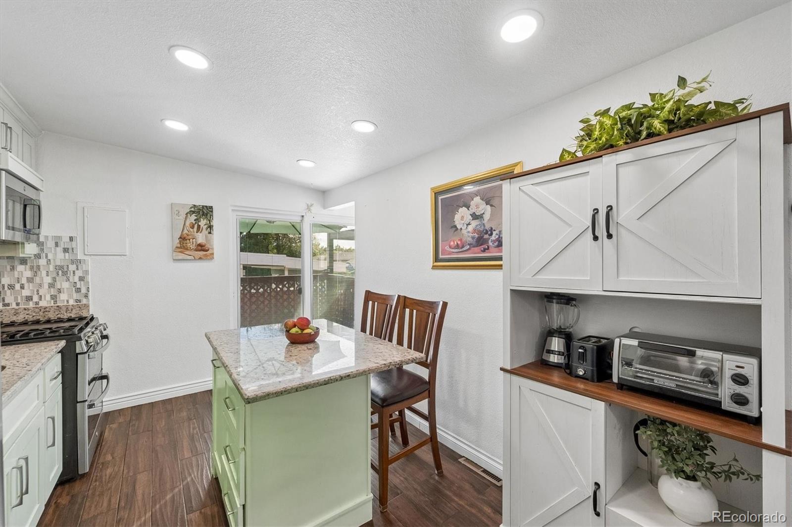 MLS Image #5 for 946  raleigh street,denver, Colorado