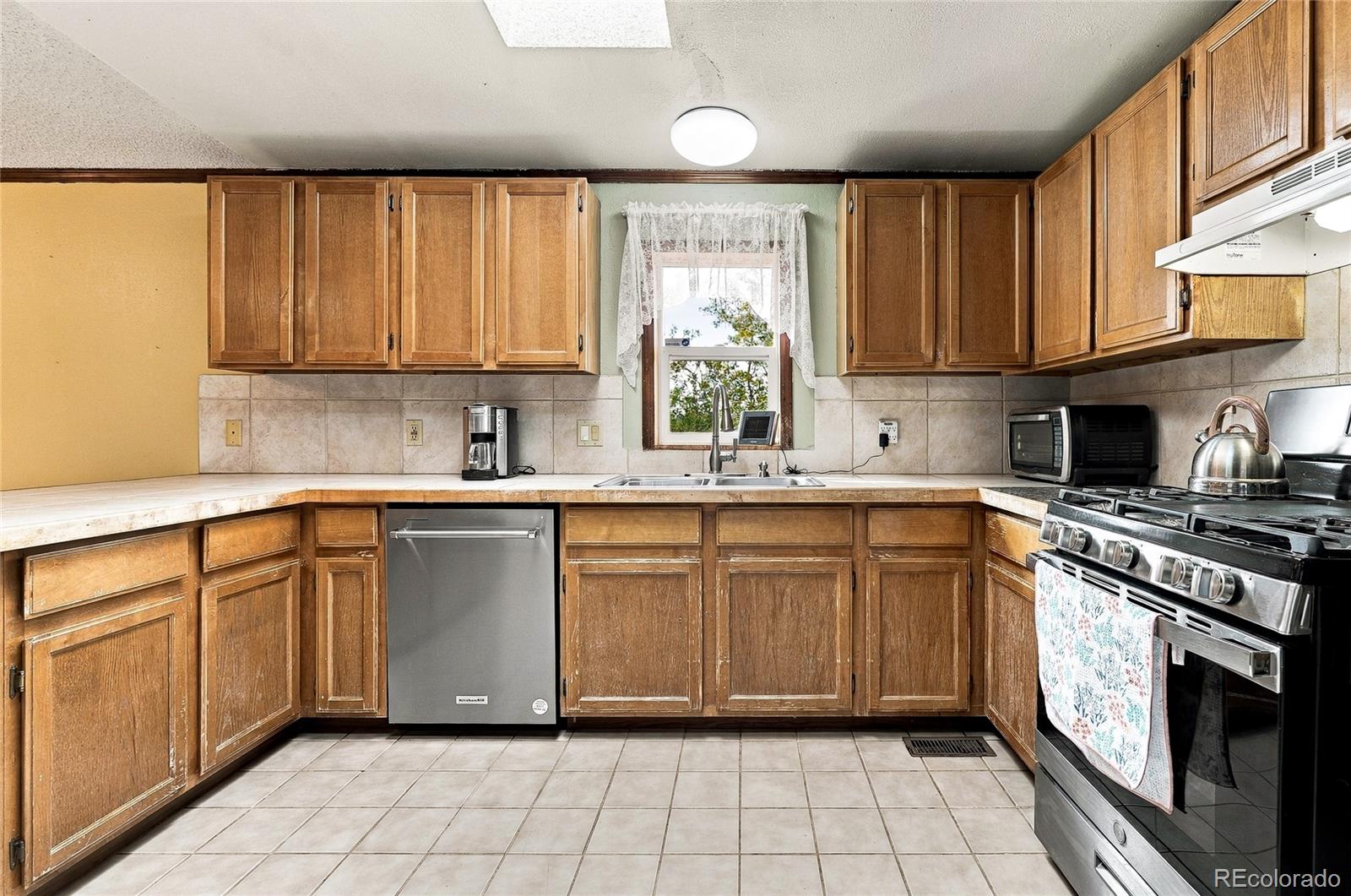 MLS Image #14 for 2263  haskell way,watkins, Colorado