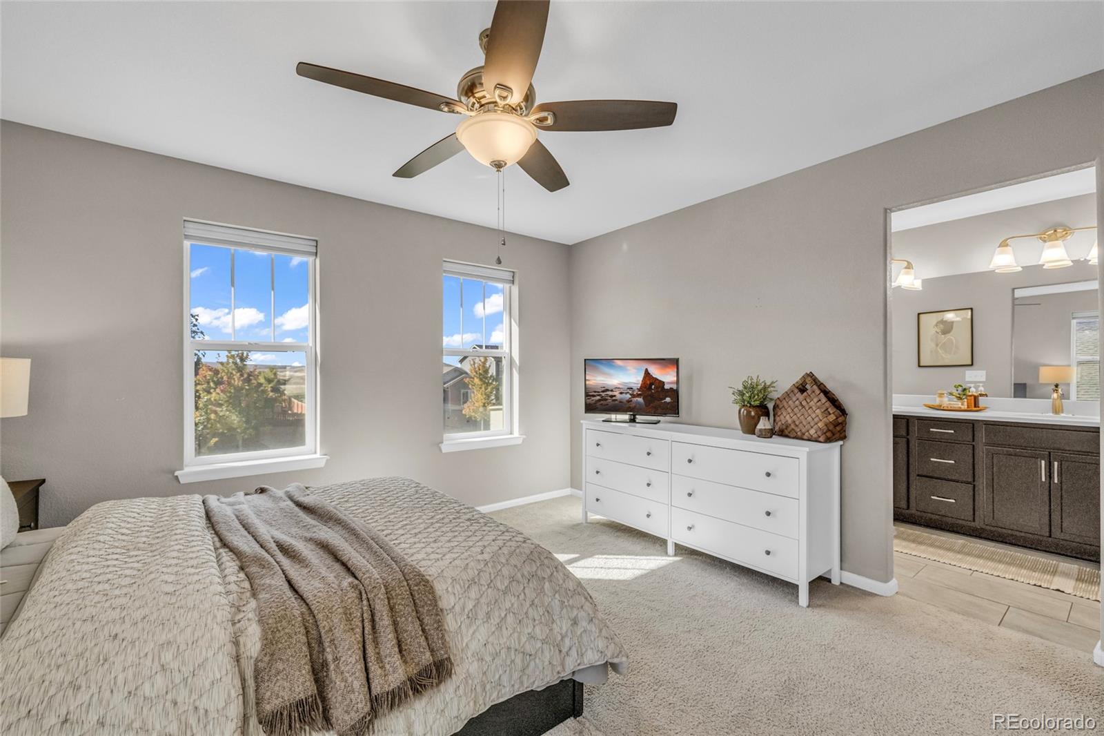 MLS Image #14 for 25523 e byers drive,aurora, Colorado