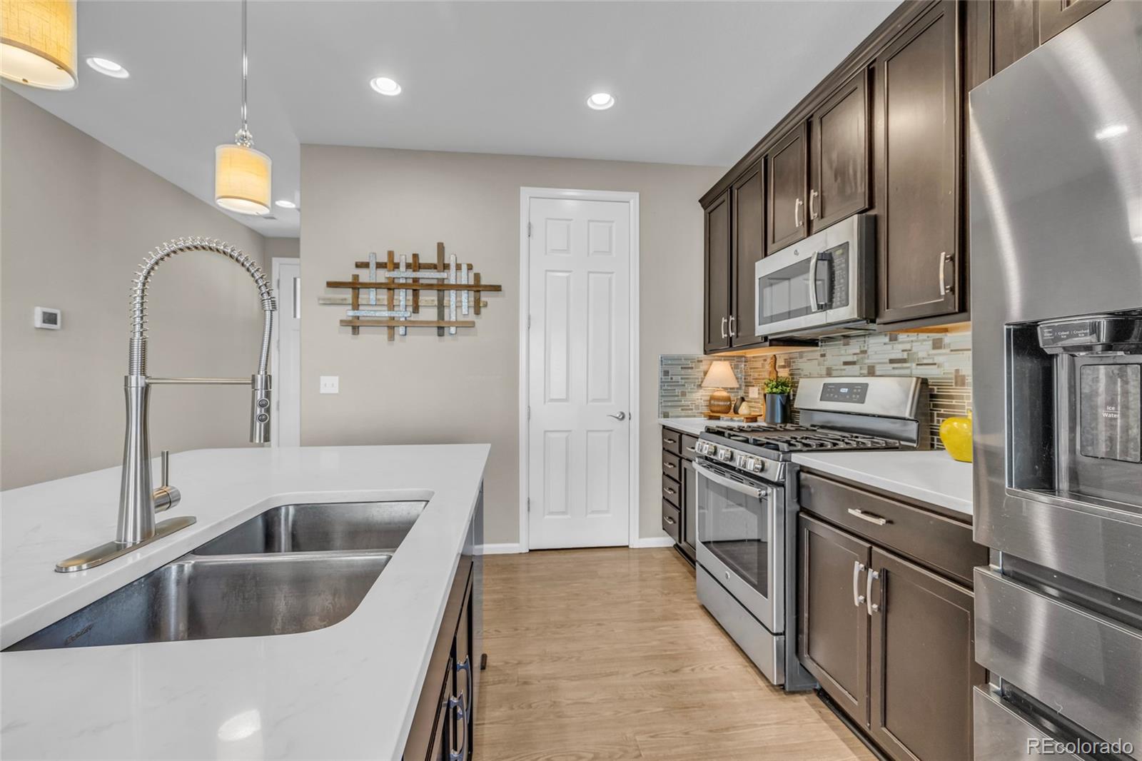 MLS Image #8 for 25523 e byers drive,aurora, Colorado