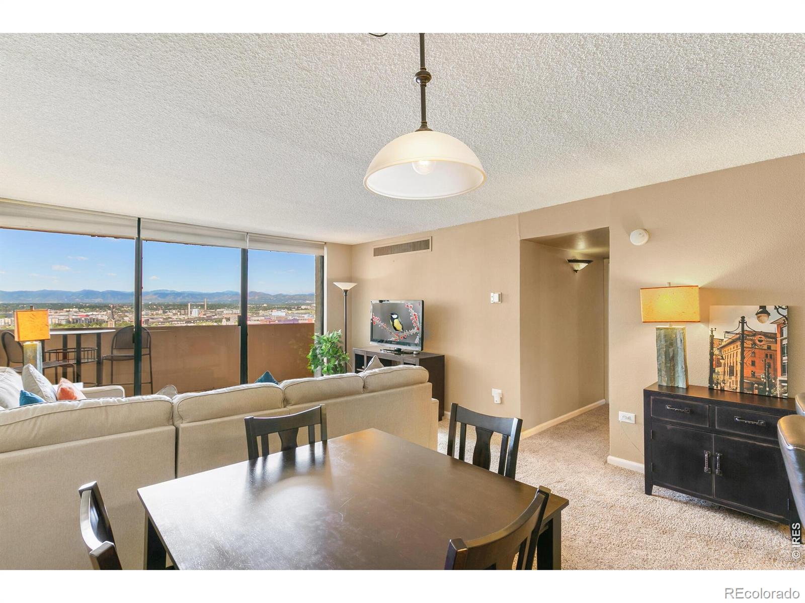 MLS Image #5 for 1020  15th street 16a,denver, Colorado