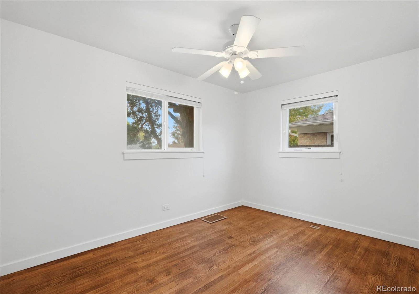 MLS Image #15 for 3030  newport street,denver, Colorado