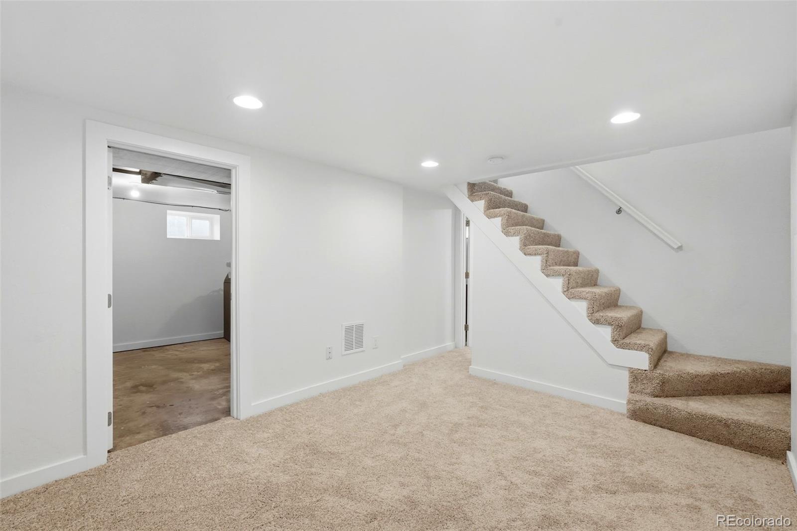 MLS Image #17 for 3030  newport street,denver, Colorado